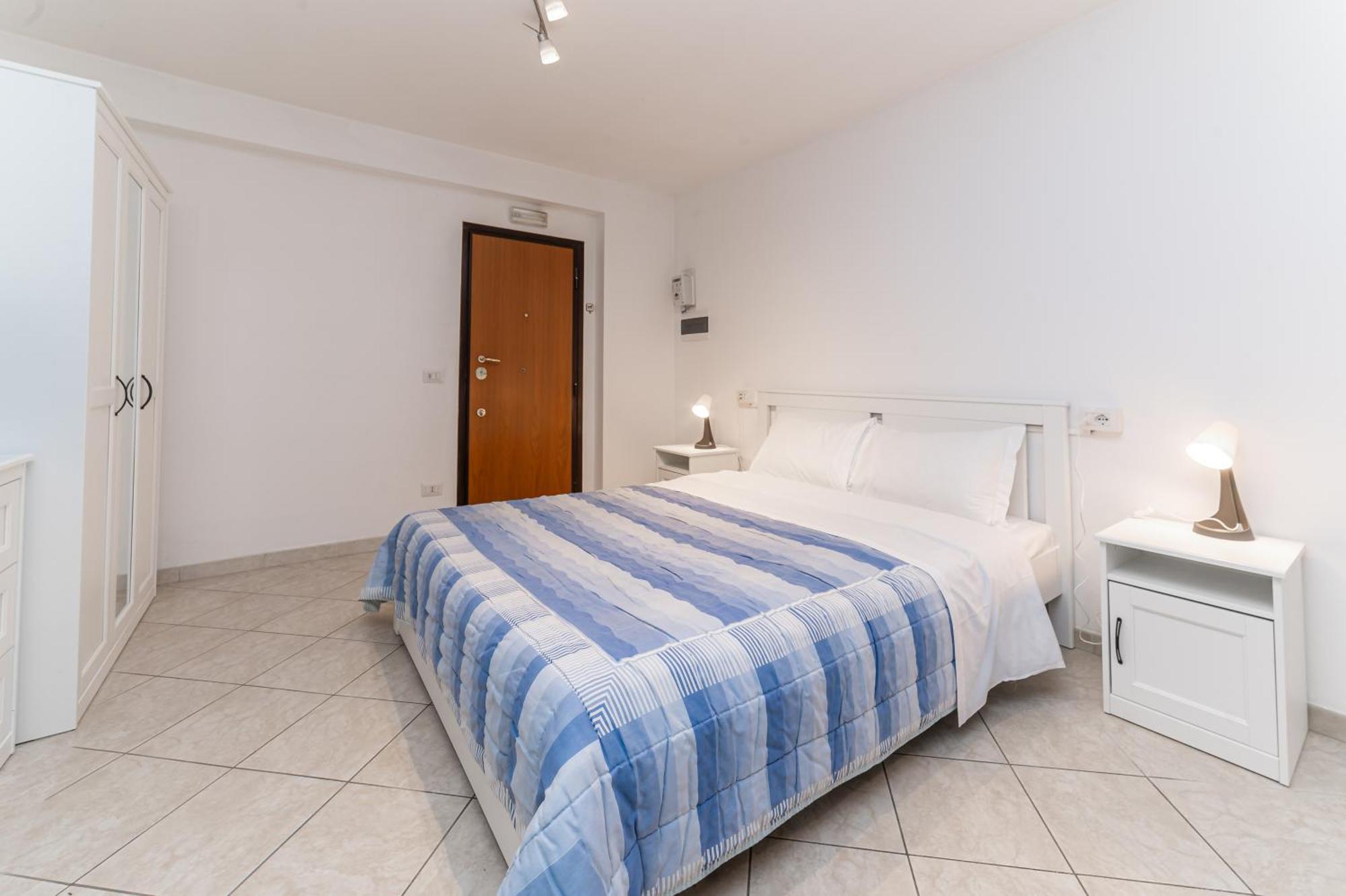 Apartamento Kikka - Metro Pietralata, Terrace & Parking Roma